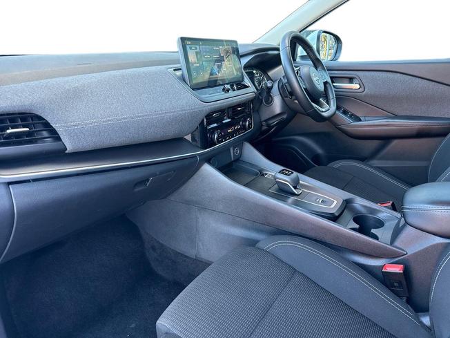 NISSAN Qashqai Photo 2