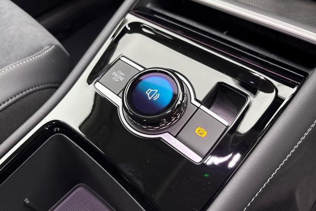 VOLKSWAGEN Tiguan Photo 24