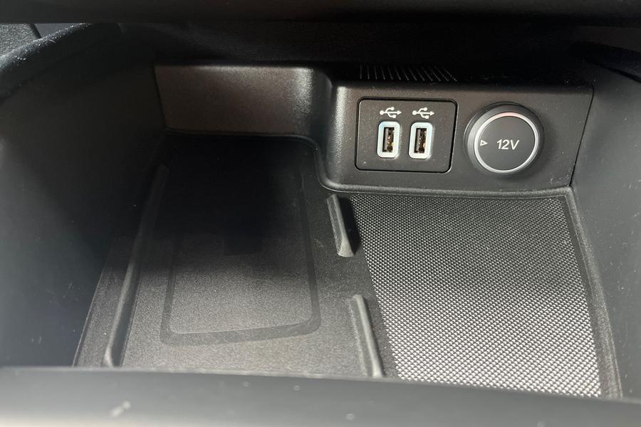 Ford KUGA Photo autoimg-ffca1e14c9e03b64eaebd4bf2fba2eb9efd2f787.jpg