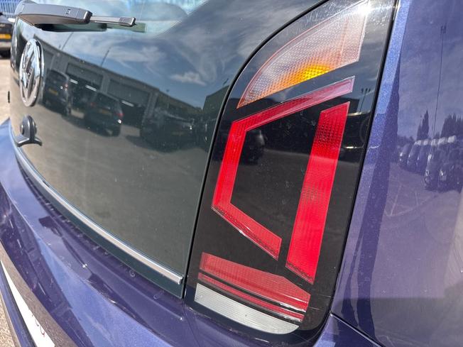 VOLKSWAGEN up! Photo 18