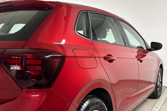 VOLKSWAGEN Polo Photo 28