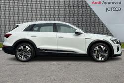 Audi Q8 Photo 4
