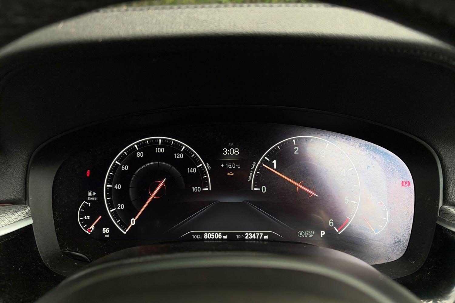 BMW 5 SERIES Photo 12