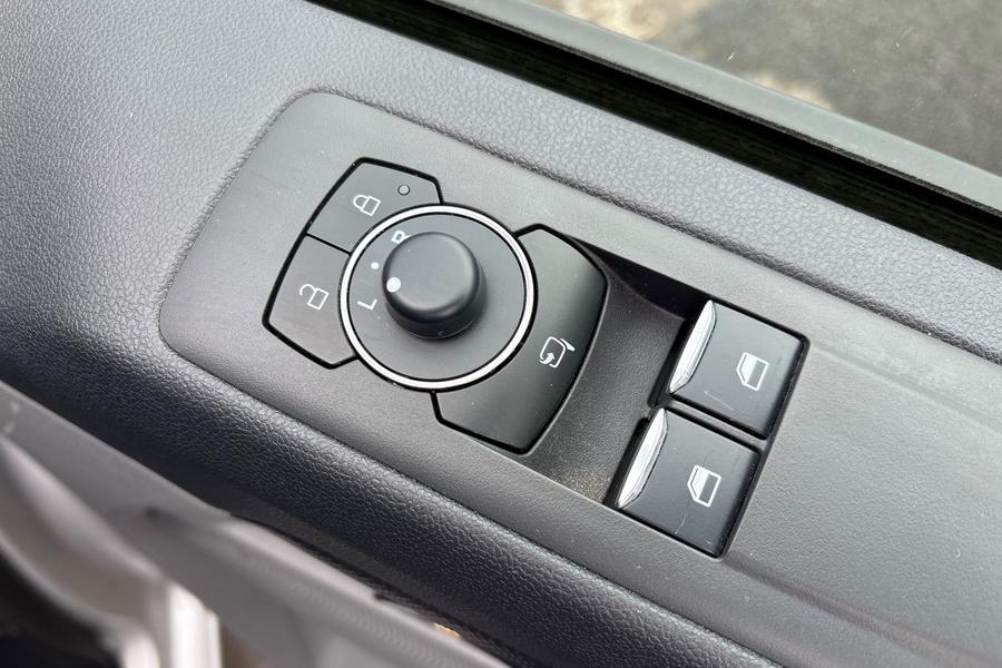 Ford TRANSIT CUSTOM Photo autoimg-ffd92e6fefa27331b6574a98547aeabafac107c3.jpg