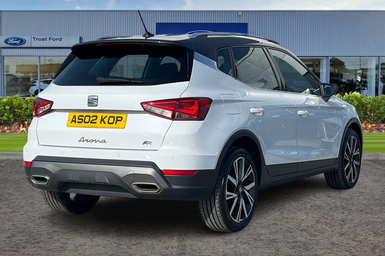 SEAT ARONA Photo 3