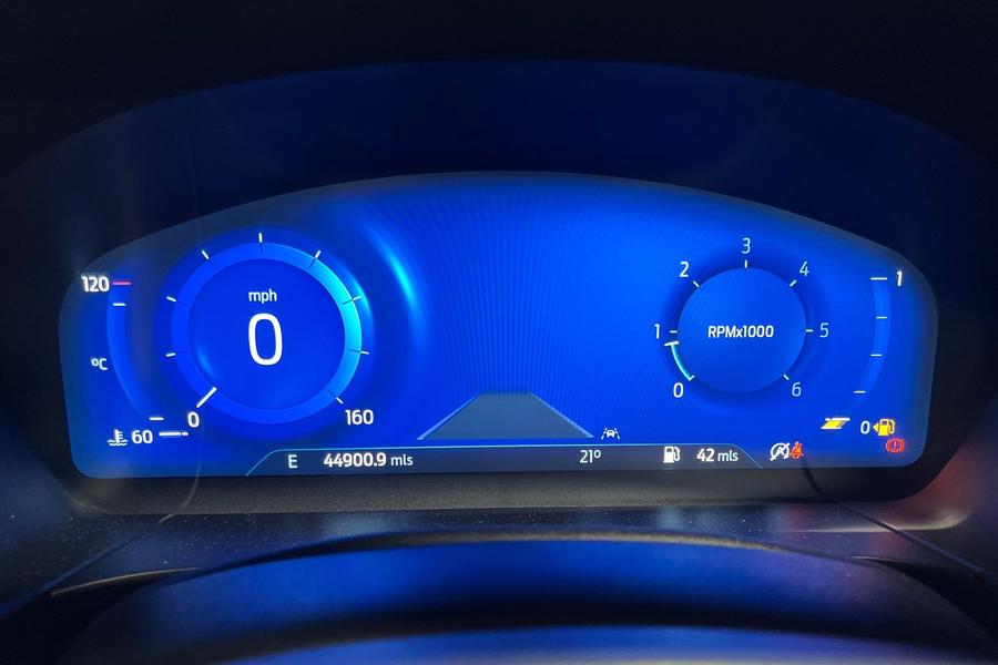 Ford KUGA Photo autoimg-ffe017a790be7815a9c54eebacfa92dca7d8a508.jpg
