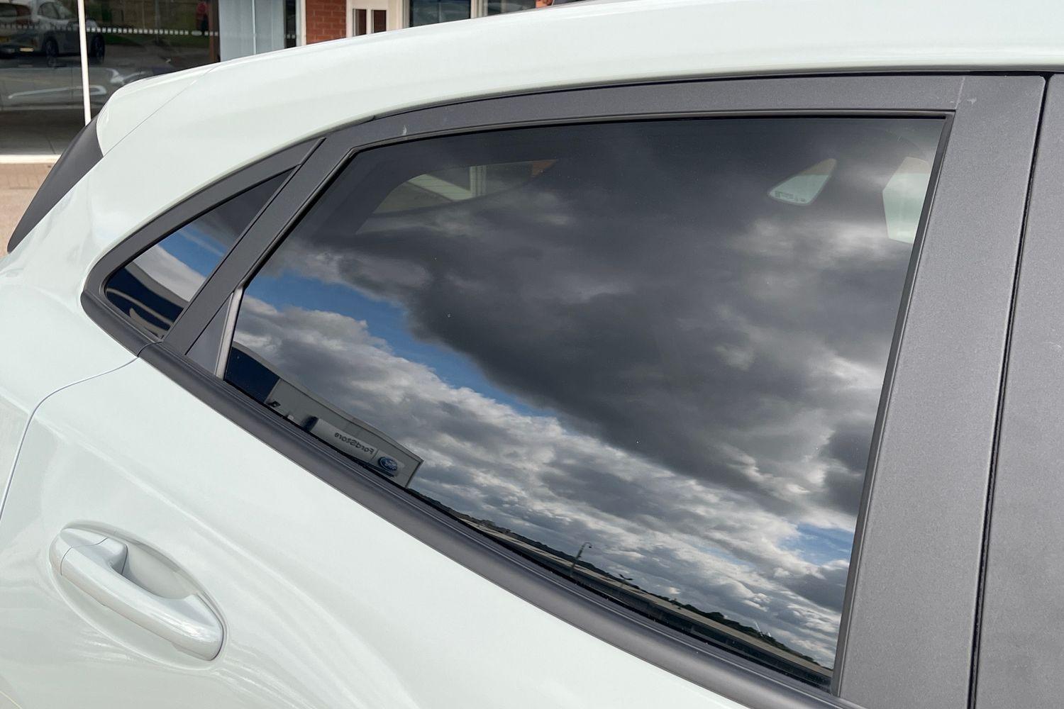 Ford PUMA Photo 38