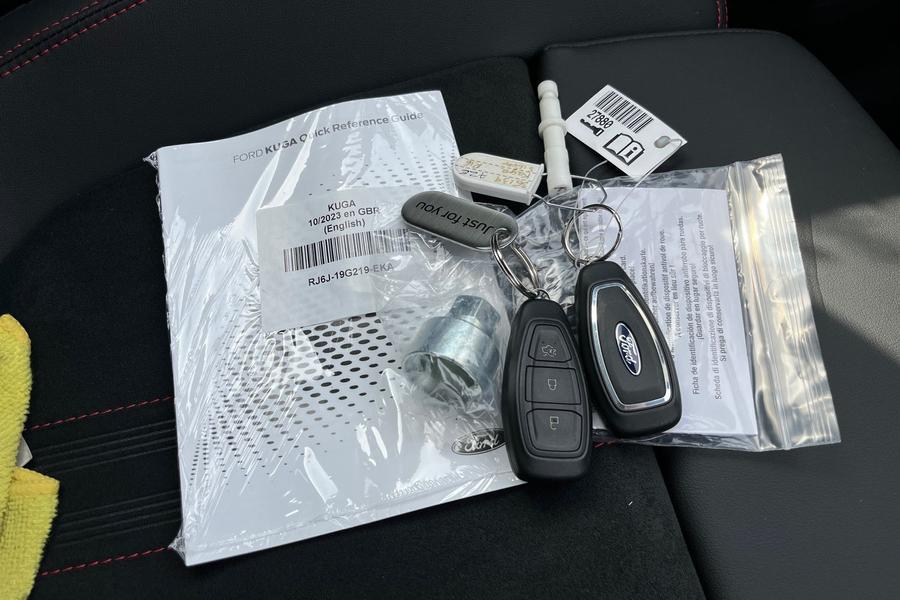 Ford KUGA Photo autoimg-ffe4ecaa75a29a7953e0498b4f42a3b926ad539f.jpg