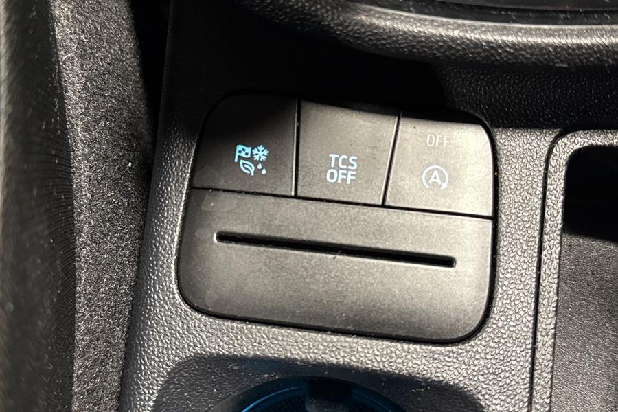 Ford FIESTA Photo autoimg-ffe802323002d58684252cbf2b4491f253a6de7f.jpg