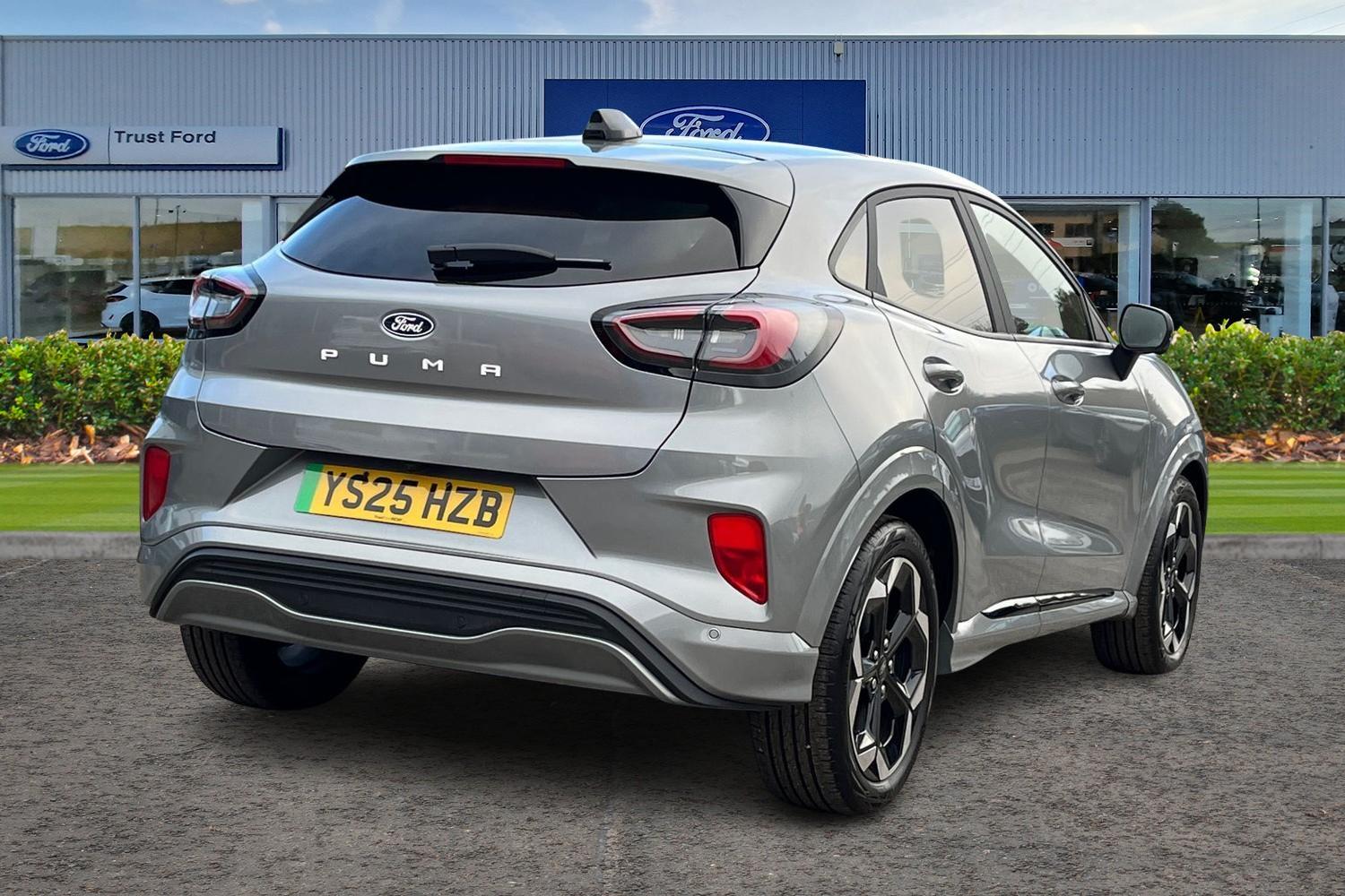 Ford PUMA GEN-E Photo 3