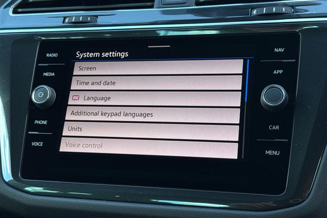 VOLKSWAGEN Tiguan Photo 32