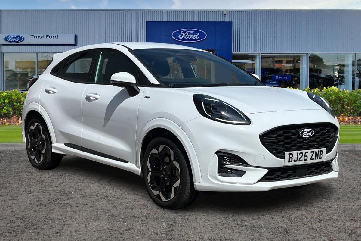 Ford Puma listing photo