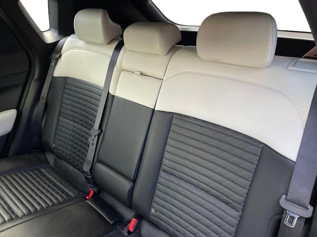 KIA EV4 Photo 9