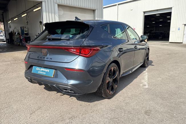 CUPRA Leon Photo 23