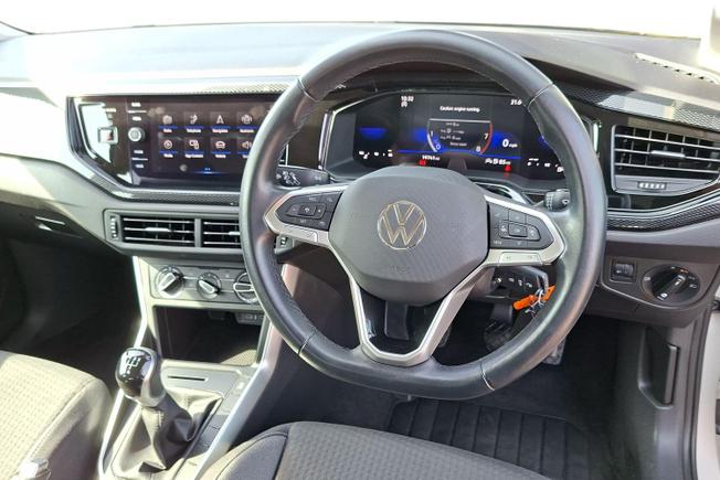 VOLKSWAGEN Polo Photo 11