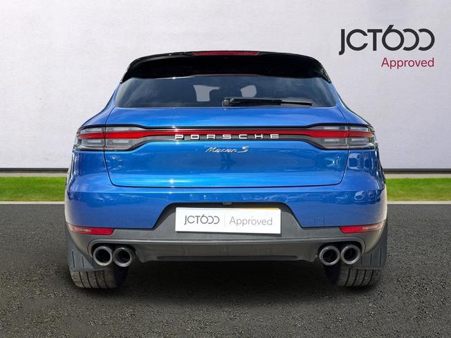 PORSCHE Macan Photo 7