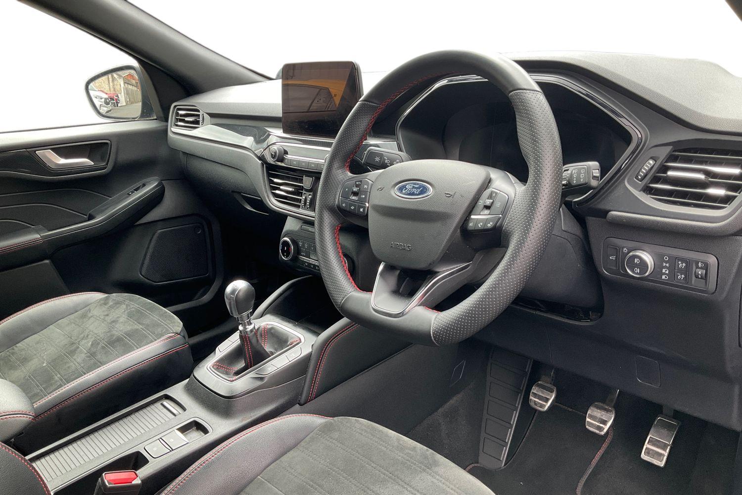 Ford KUGA Photo 8