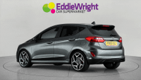 Ford Fiesta Photo 4
