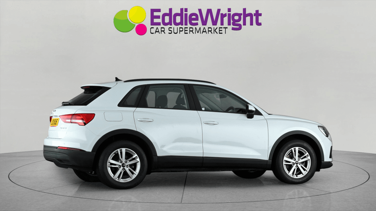Audi Q3 Photo autow6ddca3c6fbeddba4a4f3a4233a2d8ade26bf32fd.jpg
