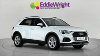Audi Q3 Photo 0
