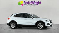 Audi Q3 Photo 8