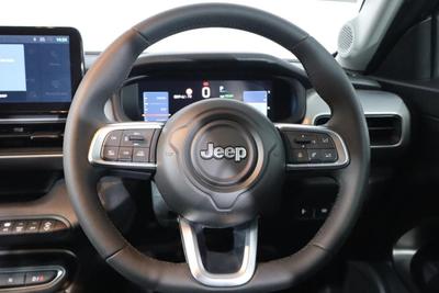 Jeep Avenger Photo 15