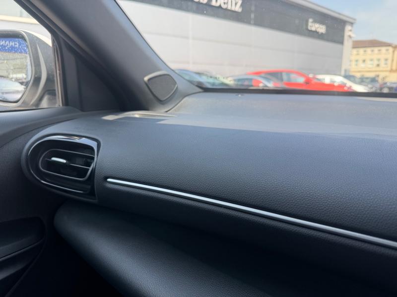 Used Toyota Yaris Cross YR23FXB 46