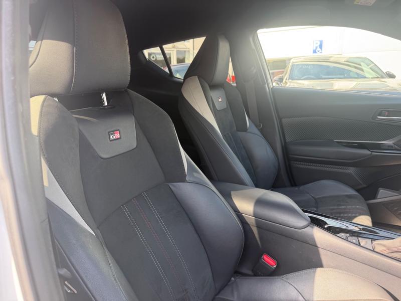 Used Toyota C-HR YY72DRX 18