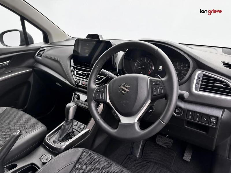 Suzuki S-Cross Photo autoweb-06fdb7fc40f9151bdfd4e78c4e541713dbfae69f.jpg
