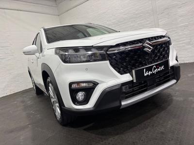 Suzuki S-Cross Photo 3