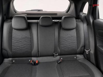 Jeep Avenger Photo 14