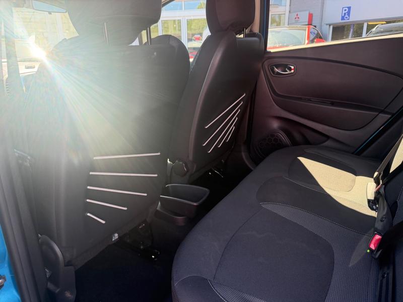 Used Renault Captur NA17CUJ 21