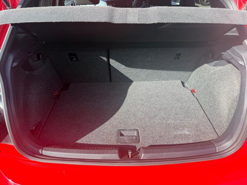 Used Volkswagen Polo MT69KKR 22