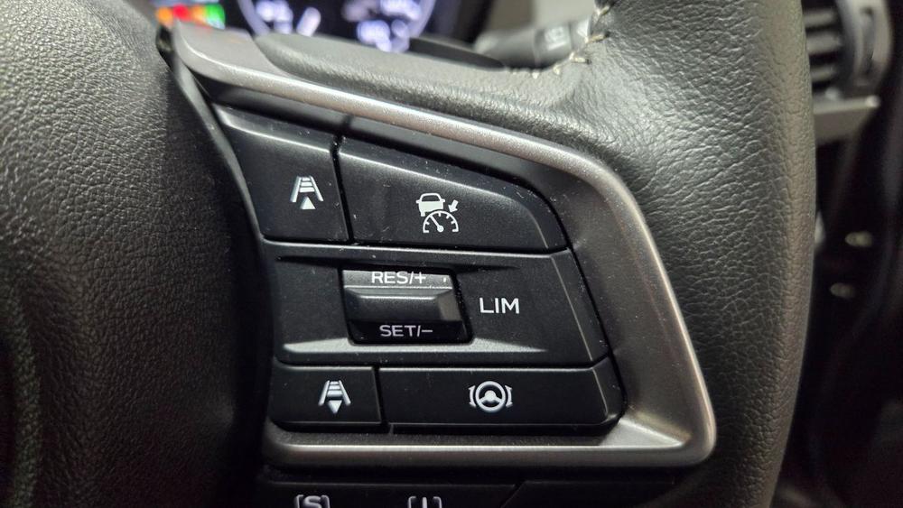 Subaru Crosstrek Photo autoweb-0e8ce6d059f5b0217a0acbd4c3a32f2c3a87d9d0.jpg