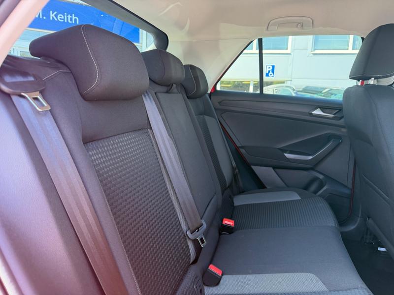 Used Volkswagen T-Roc YC71RRV 18