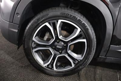 Jeep Avenger Photo 8