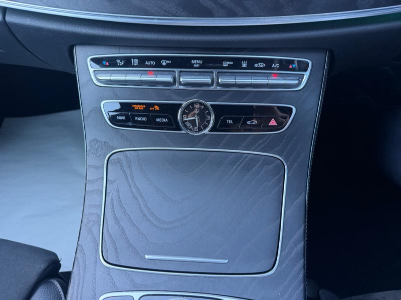 Used Mercedes-Benz E Class YM19OYK 47