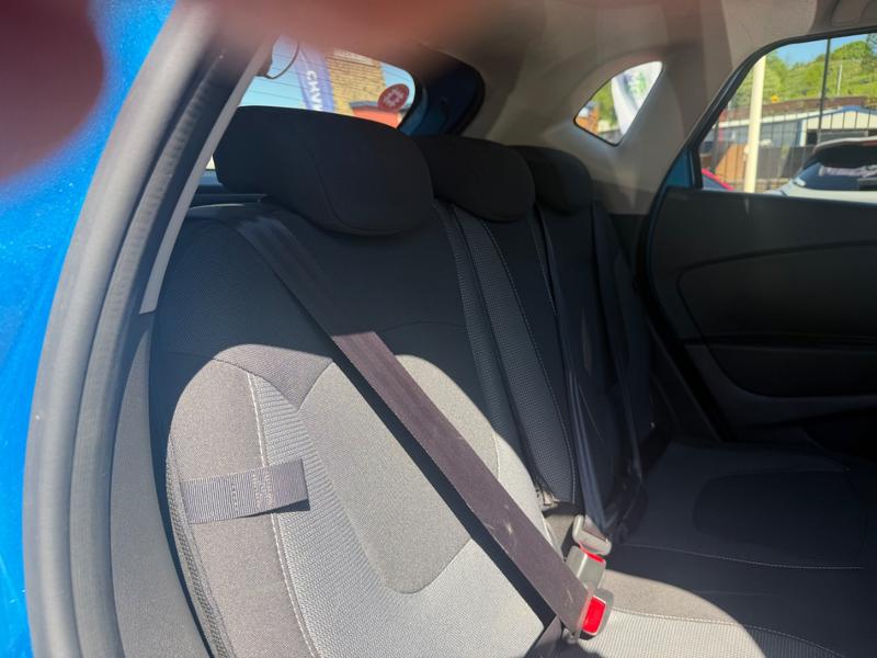 Used Renault Captur NA17CUJ 17