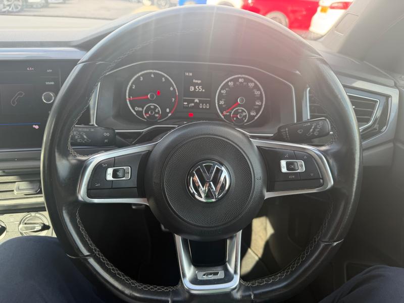 Used Volkswagen Polo MT69KKR 33