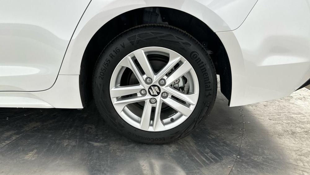 Suzuki Swace Photo autoweb-17c5a7957079f75bbe7ab92fd5cf46c8f8556e71.jpg