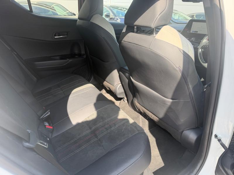 Used Toyota C-HR YY72DRX 20