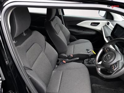Suzuki Swift Photo 24