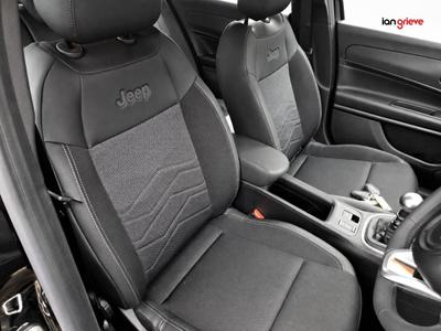 Jeep Avenger Photo 24