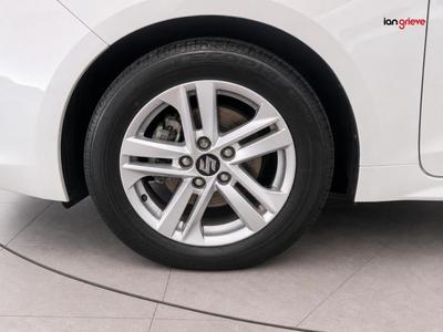 Suzuki Swace Photo 4