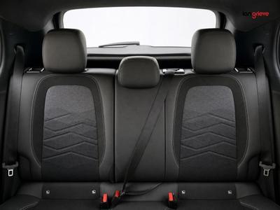 Jeep Avenger Photo 14