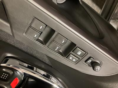 Suzuki S-Cross Photo 19