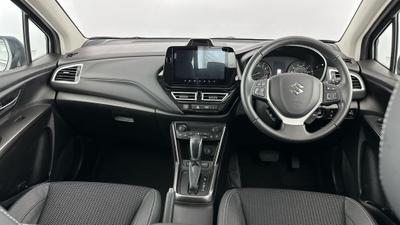 Suzuki S-Cross Photo 8