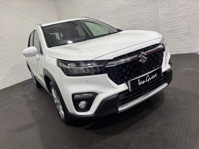 Suzuki S-Cross Photo 1