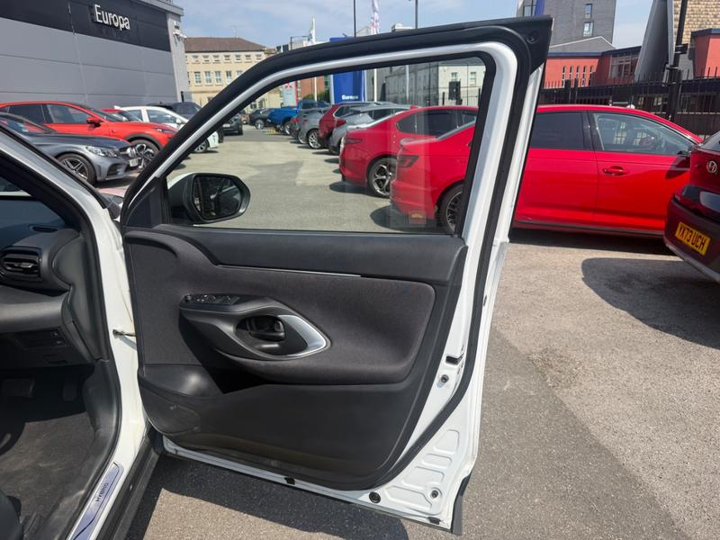 Used Toyota Yaris Cross YR23FXB 15