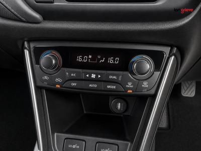 Suzuki S-Cross Photo 23